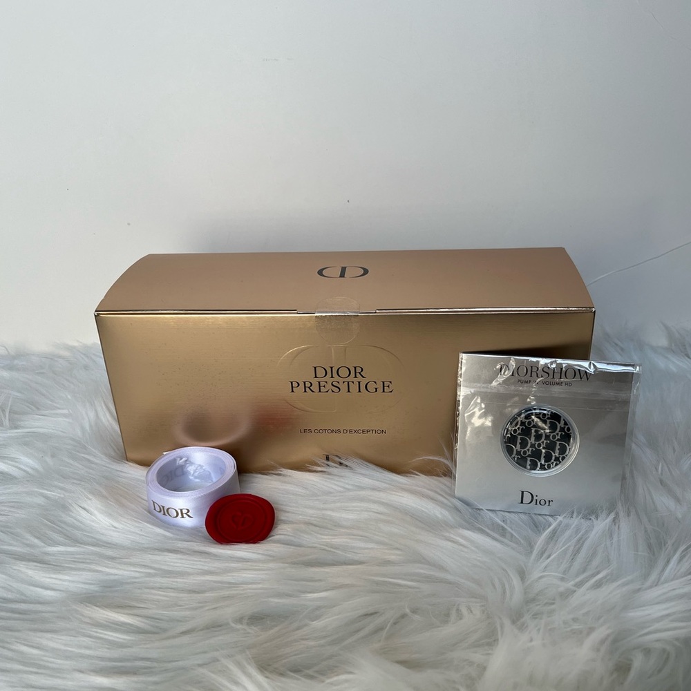 Dior Prestige Les Cotons Set plus 2 yards Dior ribbons with holder and sample